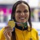 Carol Santiago conquistou o primeiro ouro do Brasil no Mundial de natação paralímpica, na Inglaterra (Foto: Alessandra Cabral/CPB)