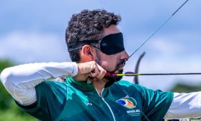 Gustavo Araújo em ação no Mundial Paralímpico de tiro com arco