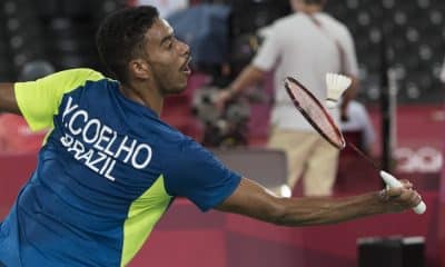 Guia Olímpico de Paris 2024 / ygor coelho em ação nos jogos olímpicos de tóquio badminton