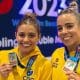 Camilla Lopes e Alice Gomes com medalhas conquistadas na etapa de Palm Beach da Copa do Mundo de ginástica de trampolim