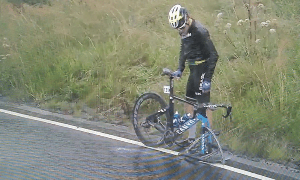 Vinicius Rangel após queda na corrida de rua do Mundial sub-23 de ciclismo estrada