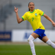 Aline comemora após marcar o gol do Brasil contra a Colômbia na liga de desenvolvimento de futebol feminino da conmebol
