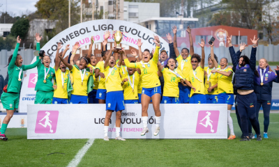 Equipe do Brasil comemora título da Liga Desenvolvimento Sub-19 após vitória sobre o Paraguai