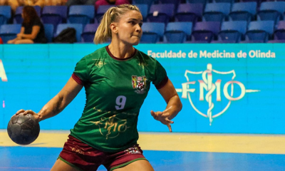 Day Rodrigues, do Português, no Campeonato Brasileiro de handebol feminino