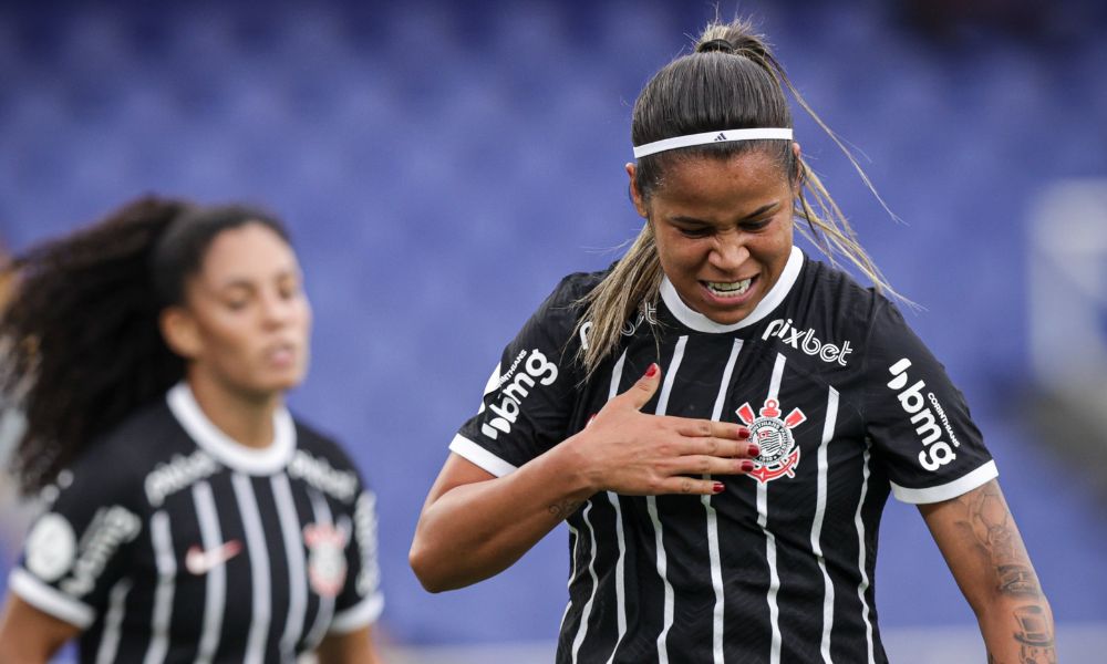 Comemoração de Vic Albuquerque em um dos gols da goleada do Corinthians sobre o Libertad pela Libertadores Feminina (Divulgação/CONMEBOL)