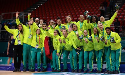 Seleção Feminina de basquete do Brasil no pódio dos Jogos Pan-Americanos de Santiago-2023