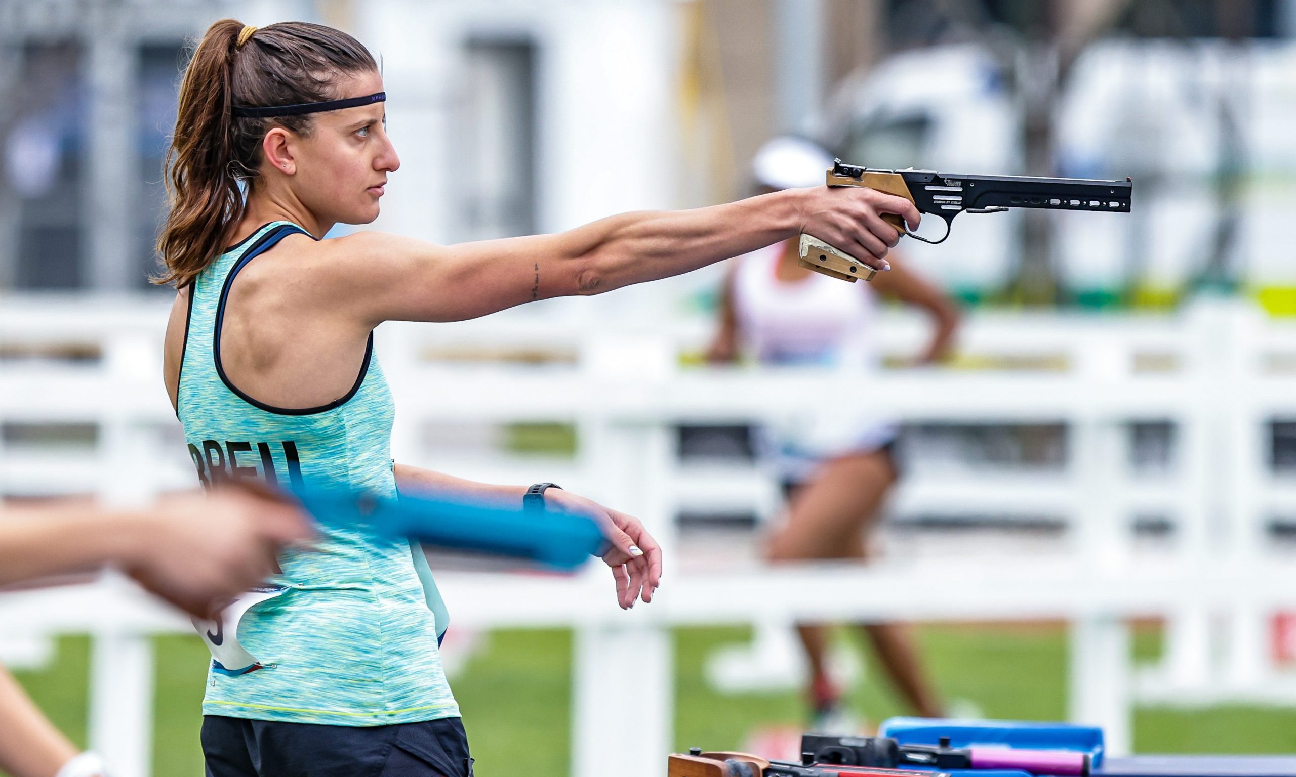 Isabela Abreu vaga olímpica santiago 2023 pentatlo moderno laser run tiro esportivo