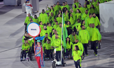 Brasil durante cerimônia de abertura do Parapan de Santiago-2023, em que fez a melhor campanha da história