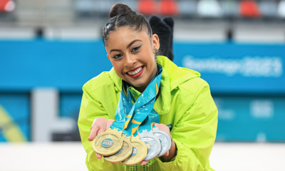 Barbara Domingos com medalhas nos Jogos Pan-Americanos de Santiago-2023