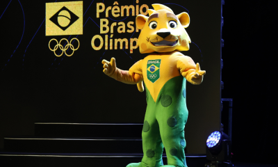 Ginga, mascote do Time Brasil, durante o Prêmio Brasil Olímpico
