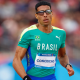 Lucas Vilar em ação nos 400m rasos dos Jogos Pan-Americanos de Santiago-2023; Lucas Carvalho foi o 5º