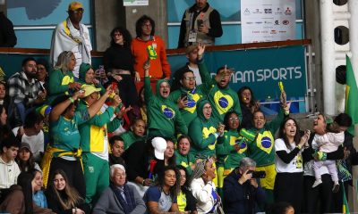 Torcedores brasileios Jogos Pan-Americanos de Santiago-2023 chapolins