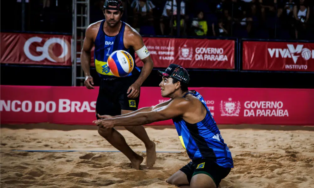 Vitor Felipe e Renato em ação no Elite 16 de João Pessoa