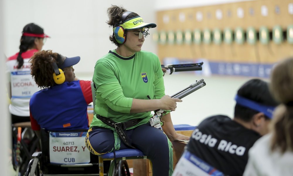Débora Campos bronze no tiro dos jogos parapan-americanos de Santiago-2023 na pistola de ar 10m PS2 SH1