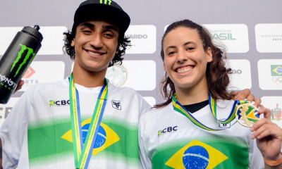 Gustavo Bala Loka e Carolina Bittencourt com medalha de ouro do Campeonato Brasileiro de BMX Freestyle Park