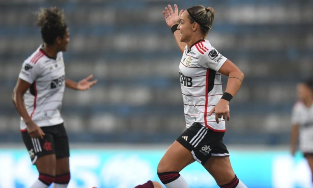 Pri Crivelari comemorando um gol na vitória do Flamengo pela Brasil Ladies Cup (Paula Reis/CRF)