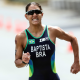 Triatleta Luisa Baptista em ação nos Jogos Pan-Americanos de Santiago-2023; ela sofreu grave acidente e está internada