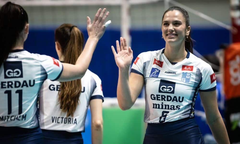 Central Júlia Kudiess, destaque do Minas na Superliga Feminina (Reprodução/Twitter/@MinasTenisClube)