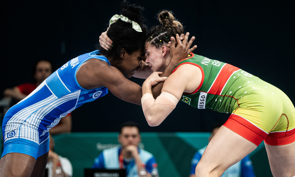 Laís Nunes em ação no Ranking Series de Zagreb de wrestling; ela e Joilson Júnior caíram nas primeiras rodadas