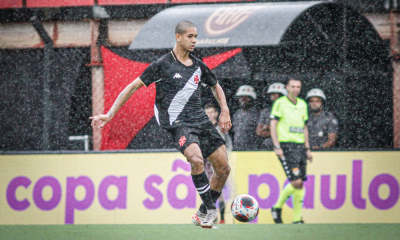 Vasco em ação na Copinha 2024 enfrentando o Flamengo-SP; saiba onde assistir ao vivo