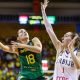 Débora faz um ponto de bandeja no jogo do Brasil contra a Sérvia pelo Pré-Olímpico de basquete feminino