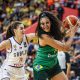 Kamilla Cardoso no jogo do Brasil contra a Sérvia pelo Pré-Olímpico de basquete feminino