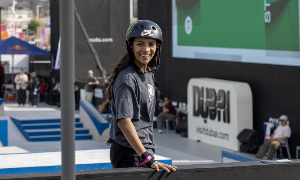 Rayssa Leal no Pro Tour de Dubai de skate street