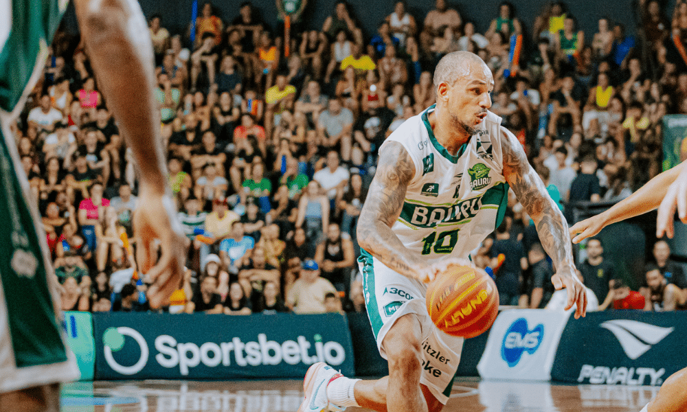 Bauru Basket e Botafogo pelo NBB