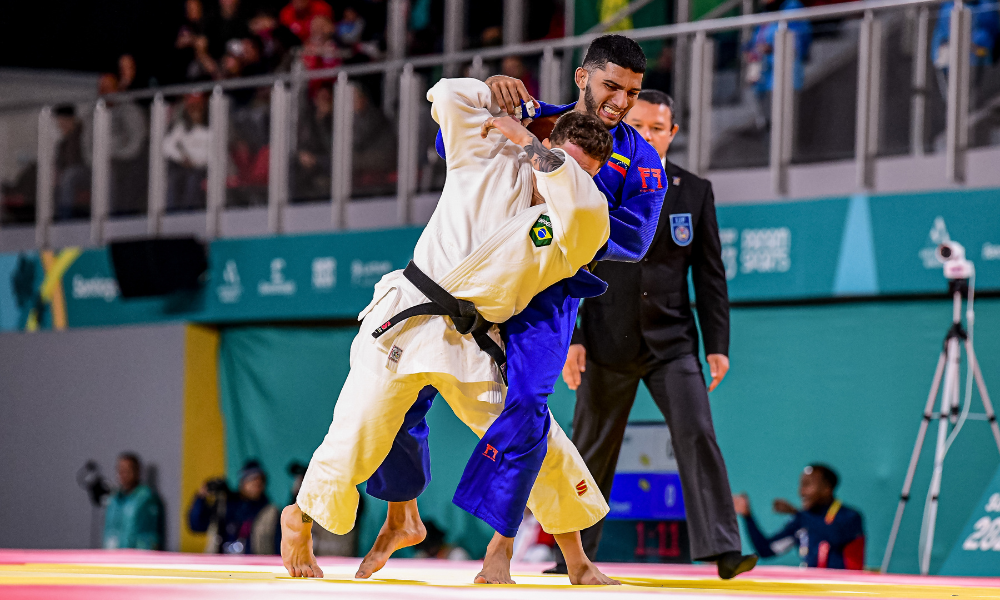 Willian Lima em ação contra venezuelano no Campeonato Pan-Americano e da Oceania de judô - chaves