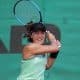 Gabriela Cé disputando um ITF de tênis polônia