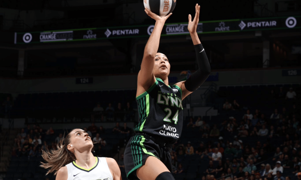 Jogadora do Minnesota Lynx na partida contra o Dallas Wings na WNBA. Time de Stephanie Soares perdeu