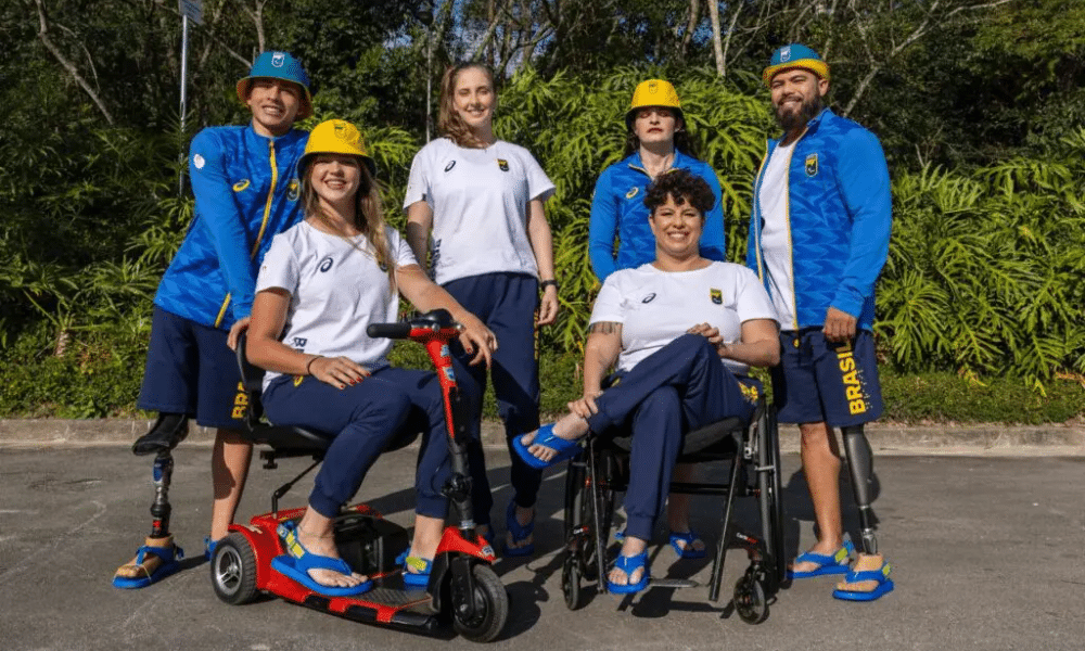 Uniformes da cerimônia de abertura dos Jogos Paralímpicos de Paris-2024