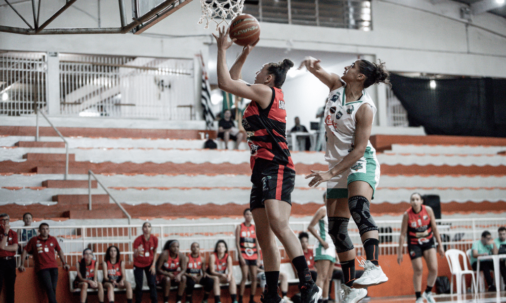 Partida entre Ituano e Ourinhos, válida pelo Paulista Feminino de basquete (João Marcos/Pllayone)