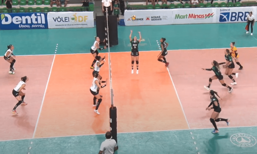 PRAIA CLUBE BRASÍLIA VÔLEI MINEIRO FEMININO