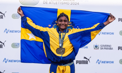 Viviany de Lima com o ouro no salto triplo do Brasileiro Sub-16 de atletismo (Gustavo Alves/CBAt)