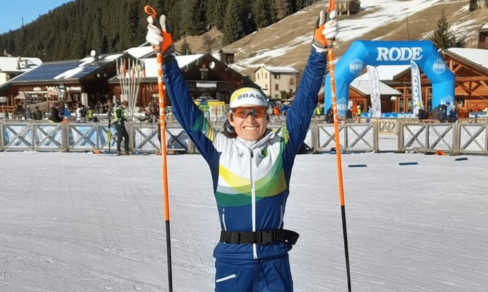 Bruna Moura disputa prova de esqui cross-country na Itália
