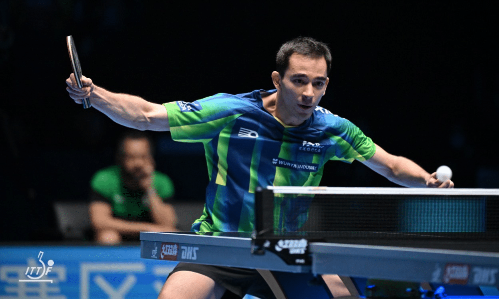Hugo Calderano vence semifinal da Copa do Mundo de tênis de mesa em Macau