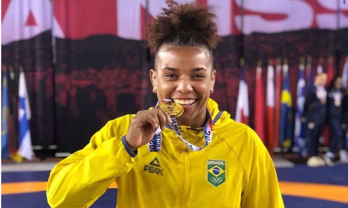 Thamires Machado conquista o ouro no ranking series de Budapeste de Wrestling