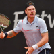 Karue Sell em partida do Challenger de Cary Challenger de Chicago