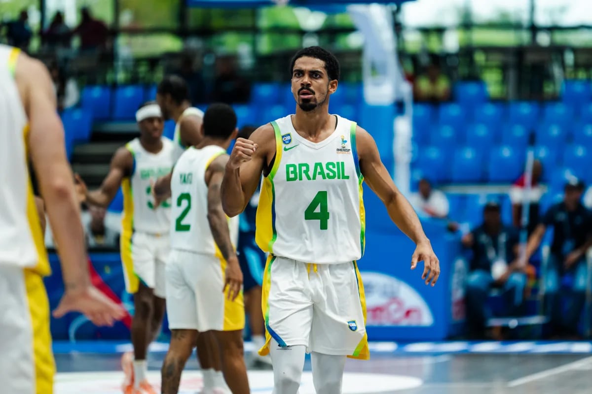 Na imagem, Alexey Borges comemorando a primeira vitória do Brasil na AmeriCup 2025.
