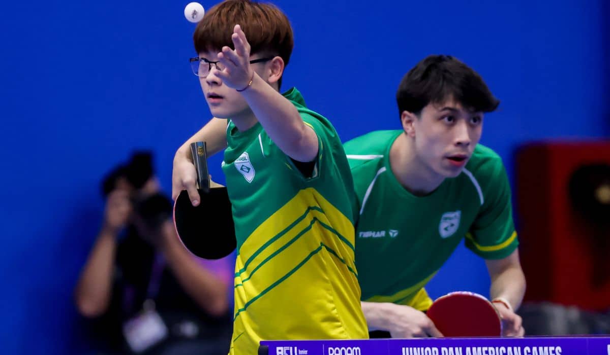 Leonardo Iizuka e Felipe Doti na disputa por equipes do tênis de mesa nos Jogos Pan-Americanos Júnior