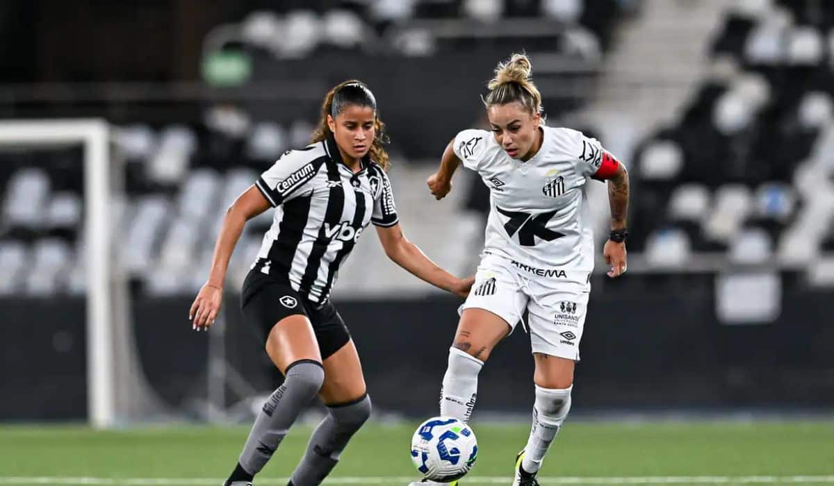 Santos e Botafogo disputam neste domingo o segundo jogo da final da Série A-2 do Campeonato Brasileiro de futebol feminino