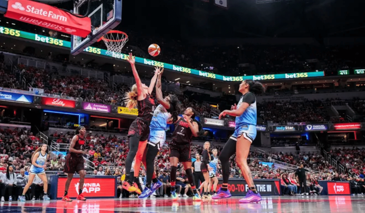 chicago sky kamilla cardoso indiana fever damiris dantas