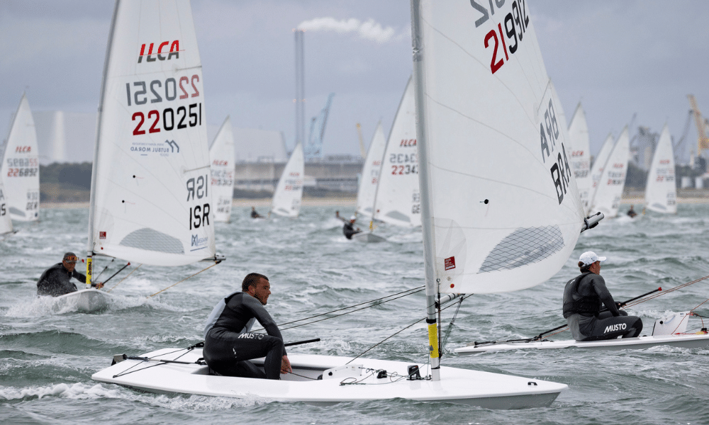 Frederico Francavilla vela Mundial Sub-21 de Laser ICLA 7