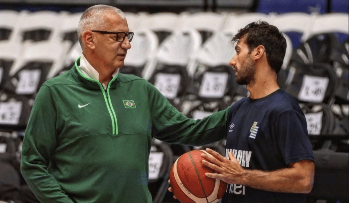 Petrovic, técnico da seleção brasileira de basquete masculino