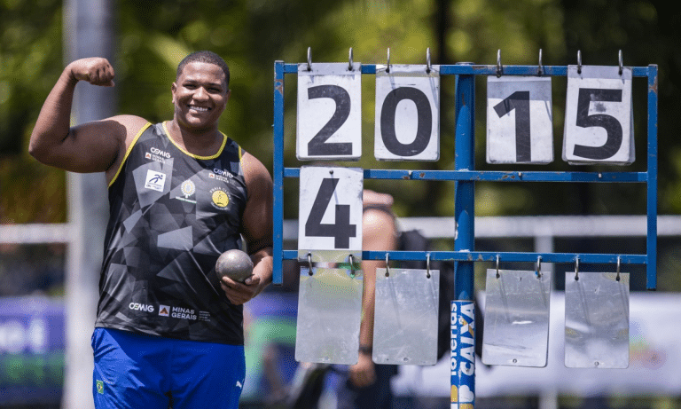 Alessandro Borges Soares, campeão brasileiro com recorde do campeonato (foto: Gustavo Alves/CBAt)