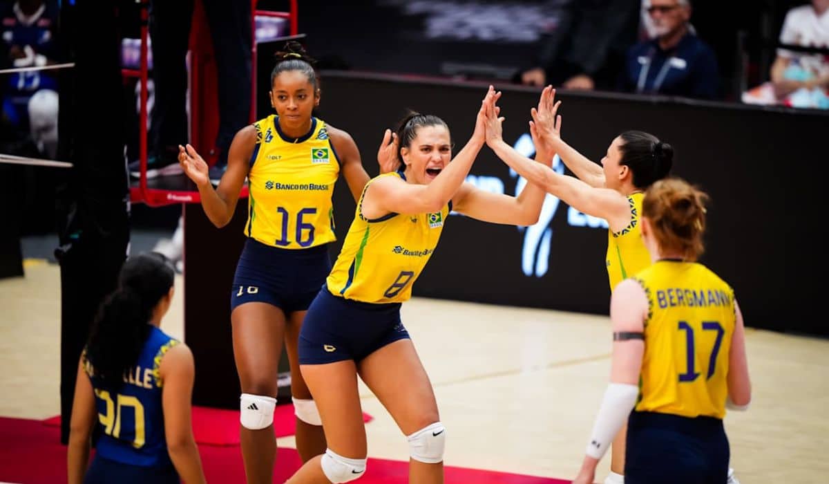 Brasil chega pela sétima vez à semifinal do Mundial de vôlei feminino