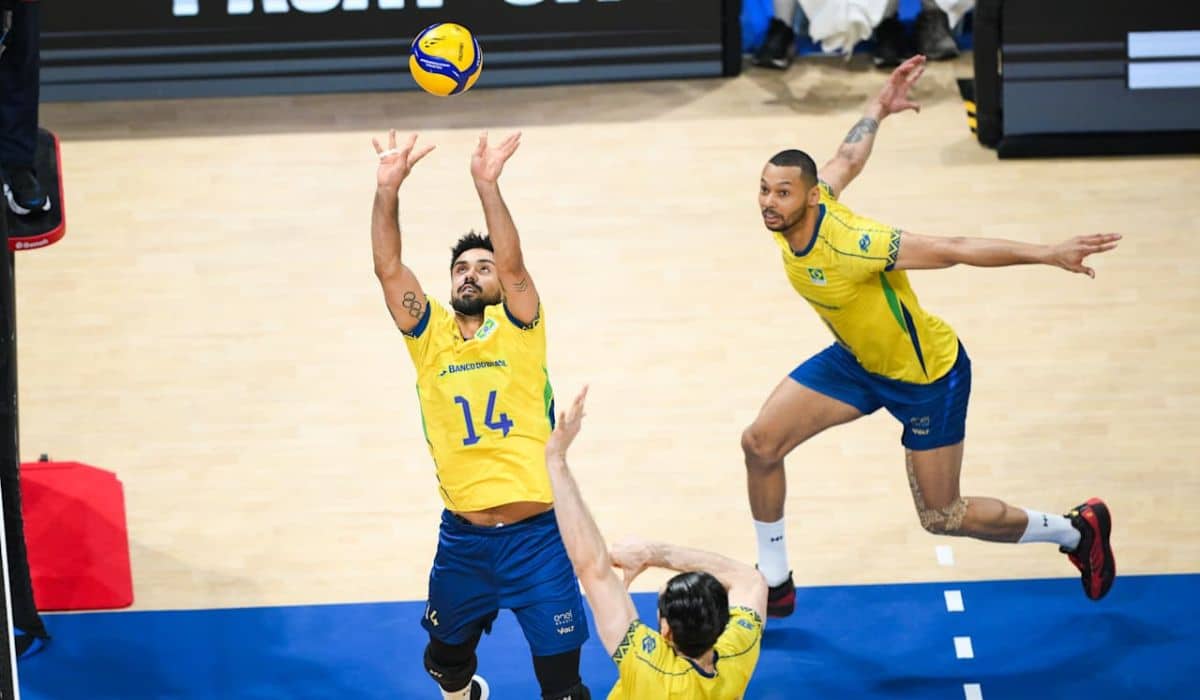 Brasil é eliminado na primeira fase do Mundial de vôlei masculino e termina a competição com a pior campanha da história