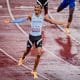 Collen Kebinatshipi conquistou ouro para Botsuana nos 400 m masculino