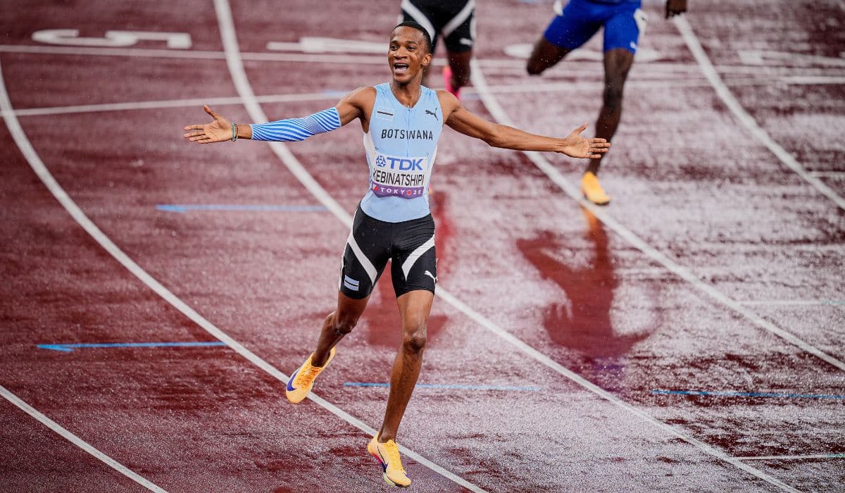Collen Kebinatshipi conquistou ouro para Botsuana nos 400 m masculino